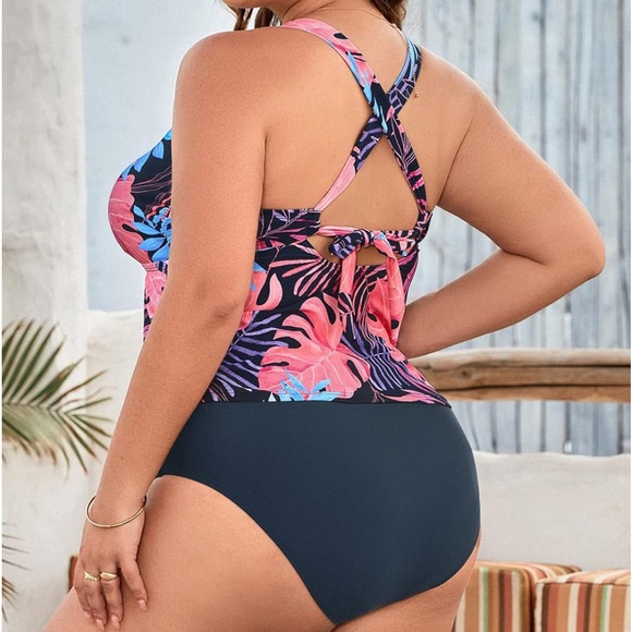NWT CUPSHE Plus Size Tankini Bathing Suit Scoop Neck Tie Back Tropical Print - Picture 3 of 11